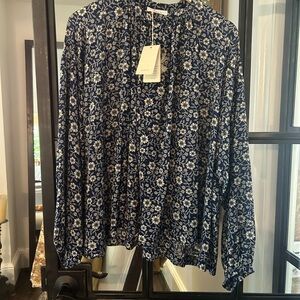 Doen Navy Floral Blouse